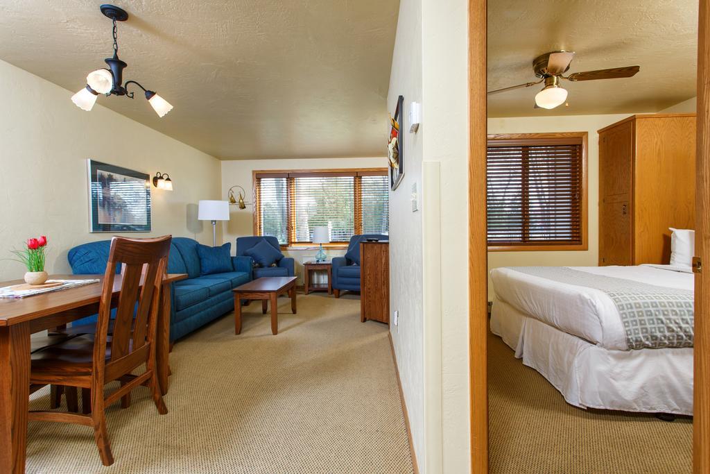 Waterbury Inn エフライム エクステリア 写真